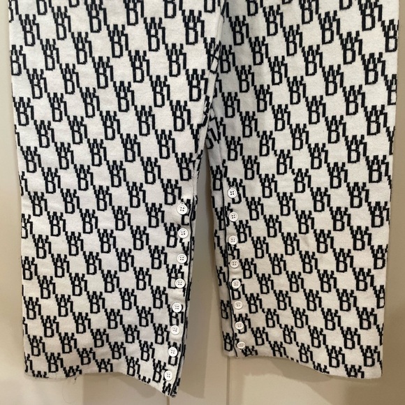 We11done Black and White Logo Knit Jacquard Pants Wool Cashmere - Picture 8 of 16